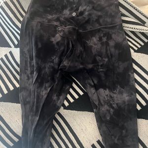 Lulu lemon aligns size 10 inseam 25”
